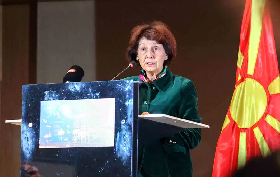 ГОРДАНА СИЉАНОВСКА -ДАВКОВА, ПРЕТСЕДАТЕЛ НА РЕПУБЛИКА МАКЕДОНИЈА: ЖЕНИТЕ ДА ЈА ПРЕЗЕМАТ РЕФОРМАТОРСКАТА УЛОГА ГОРДАНА СИЉАНОВСКА -ДАВКОВА, ПРЕТСЕДАТЕЛ НА РЕПУБЛИКА МАКЕДОНИЈА: ЖЕНИТЕ ДА ЈА ПРЕЗЕМАТ РЕФОРМАТОРСКАТА УЛОГА