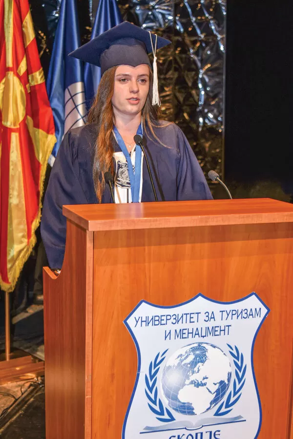 Обраќање на Марија Спиркоска, најдобрата дипломка на УТМС Обраќање на Марија Спиркоска, најдобрата дипломка на УТМС