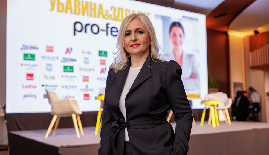 М-р Билјана Трендафилова: „Само образовани луѓе можат да го менуваат општеството.“ М-р Билјана Трендафилова: „Само образовани луѓе можат да го менуваат општеството.“